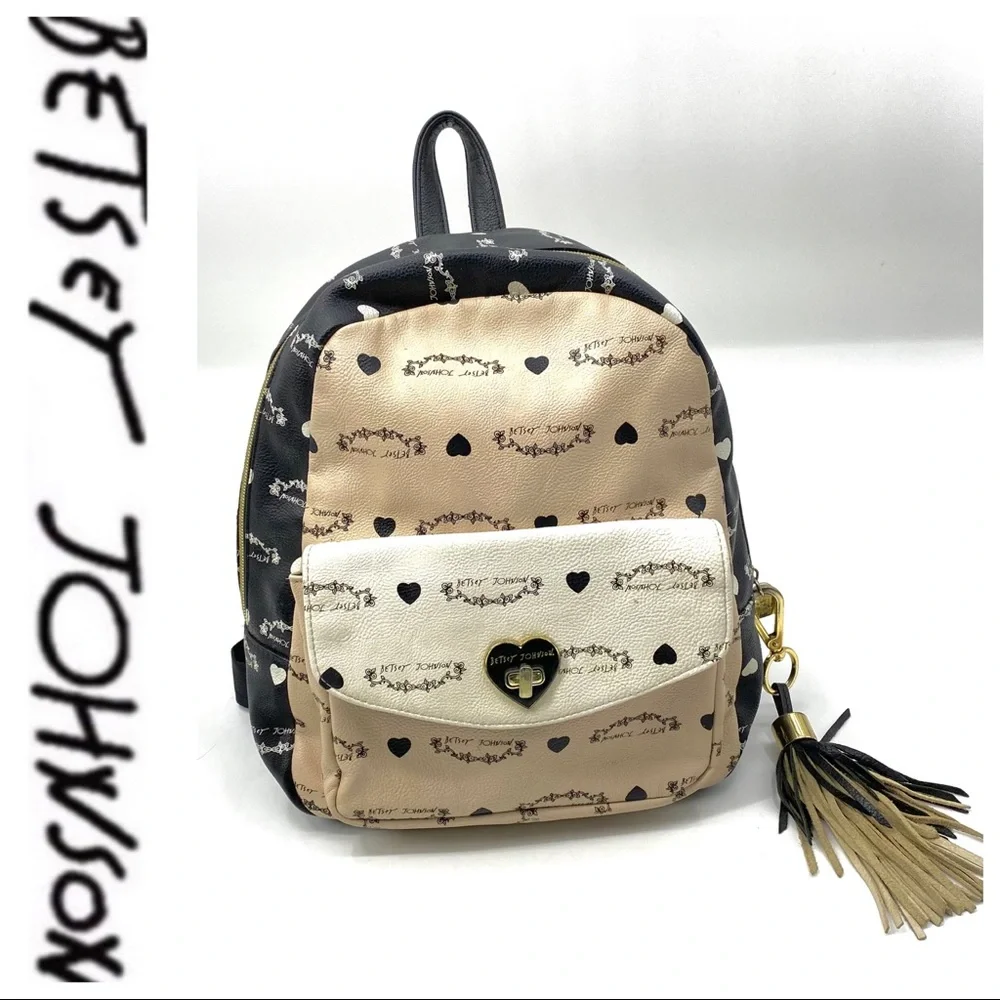 πSALEπ Betsey Johnson Floral Tassel Backpack - Picture 1 of 9
